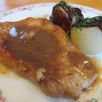 ビストロミルポア - 濃厚な生姜バターソース。