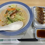 リンガーハット - 料理写真: