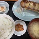 菊屋 - 餃子定食