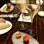 バー＆ラウンジ  トゥエンティエイト - 