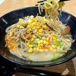 じげもんちゃんぽん - 麺リフト