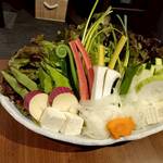 純血統うるまアグーしゃぶしゃぶ金とん 国際通り店 - 