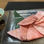 焼肉酒場 にく奉行 - 