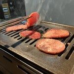 焼肉酒場 にく奉行 - 