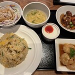 八仙閣本店レストラン 彩虹 - 