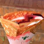 ジラフクレープ 池袋店 - ベリーベリークリーム750円