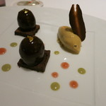 プレヴナンス - 26年12月　苺とピスタチオのボンボン・ショコラ　バンビデスのグラス