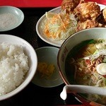 Chuugokuryouri Shisen - 台湾ラーメンとからあげ定食