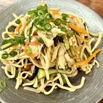 春巻き専門店 はるまきバトン - 蒸し鶏と豆腐干しの中華和え 480円