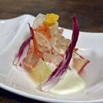 お食事処 だんらん日和 - ランチ(\2,300)　前菜：たらばがにのサラダ