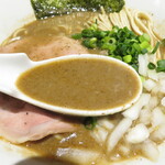 麺屋 まほろ芭 - スープ