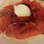GROTTA AZZURRA - 生ハムとモッツァレラ