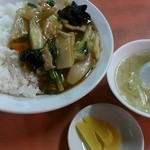 江南春 - 肉片（火会）飯／肉うまに飯６８０円（２６年１２月）