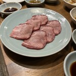 炭火焼肉ホルモンさわいし - 