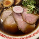 井田商店 - チャーシューのアップ