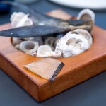 プレゼンテ スギ - 2025.12 鰆（さわら）生ハムの桜風味仕立て