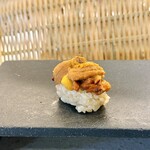 神楽坂 鮨 弥栄 - うに、とける