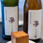 プレゼンテ スギ - 2025.12 立方体（金型から外したばかりの表面カリカリ焼き立てパン）