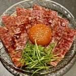 和牛焼肉 肉八 宗右衛門町別邸 - 