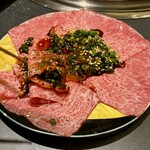 和牛焼肉 肉八 宗右衛門町別邸 - 