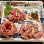 和牛焼肉 肉八 宗右衛門町別邸 - 
