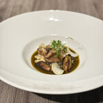 THE HARBOR TERRACE Restaurant - 