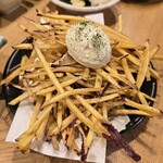 ニュー大衆居酒屋 三ぞう - 芋カリバターホイップ。