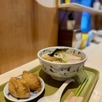 自家製麺の店 MOJO HAND - 中華そばと炙りいなり✨