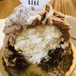 パティスリー ティティ - モンブラン断面