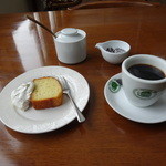 森の中の小さな家 - 料理写真:ケーキセット