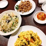 친탄탄 카이힌 마쿠하리 에키마에점 - イカゲソ、炒飯、エビチリなど