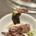 焼肉とんがらし玉 - 