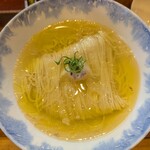Ramen FeeL - 塩出汁かけらぁ麺1050円。