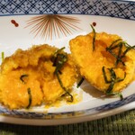 海栗屋 - コロッケ割ったψ(｀∇´)ψ