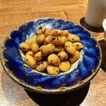 酒と肴 ててて - 炒り醤油豆