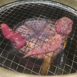 やきにく 燈火園 - 