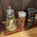 ラーメン一心 - 卓上の調味料