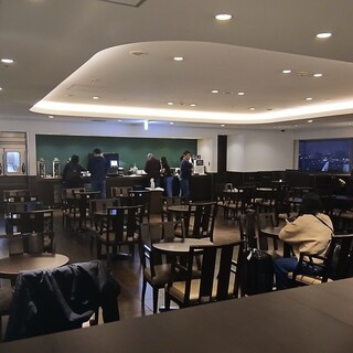 サクララウンジ_2