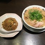 来来亭 - チャーハン定食