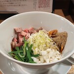 一麺天に通ず - 旨辛煮干しまぜそばライスセット