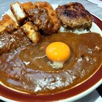 ほびーい喫茶店 - 生タマカツハンバーグカレー(値段お任せ)