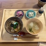 大まちや - 朝ごはん 7:00〜9:00
・焼きサバの出汁茶漬けと美味しいお味噌汁