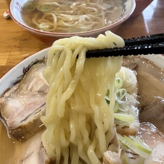 ラーメンうめ八_1