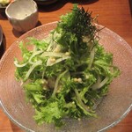 京都山科 焼鳥 かなざわ - わさび菜・蒸し鶏・玉葱のわさびドレッシング和え