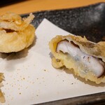 天ぷらとワイン 小島 - からすみがけホタテ、椎茸ゴルゴンゾーラ