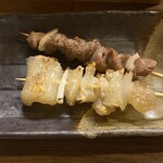 博多とりかわ 焼き鳥 どんちゃん - 