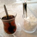 トルコ料理ボスボラスハサン - 食後はトルコチャイ