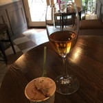 ジェラテリア アクオリーナ - 今回はお試しセット 2種盛りは 赤いキウイとチョッコリーメ（1200円）