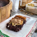 青島飯糰 - 綜合肉鬆飯糰 紫米 作ってるとこ撮らしてもらった