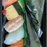 金太郎すし - 料理写真: